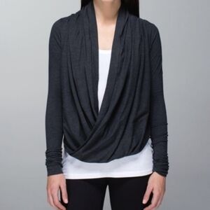 Lululemon Iconic Wrap Gray Size 6